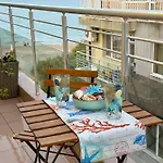 Vista Al Mar *