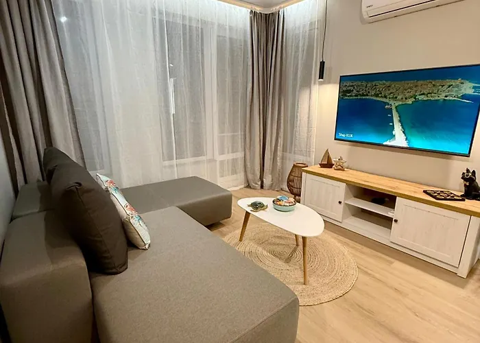 Vista Al Mar * ポモリエ